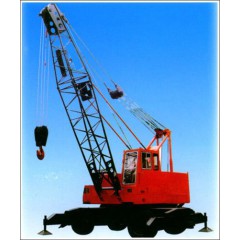 8t 電動(dòng)輪胎式起重機(jī)