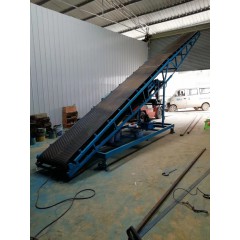 移動升降輸送機
