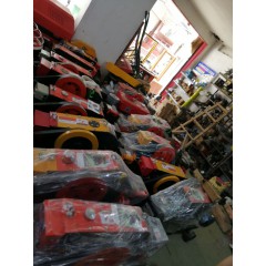 店內(nèi)產(chǎn)品展示3