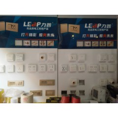 店內(nèi)產(chǎn)品展示8