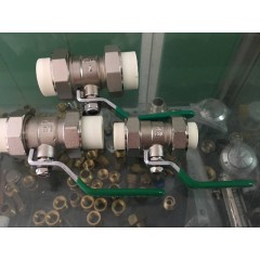 店內(nèi)展示產(chǎn)品2