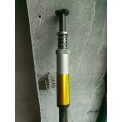 吊頂器