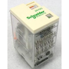 小型繼電器座 RXZE1