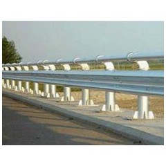 高速公路護(hù)欄板