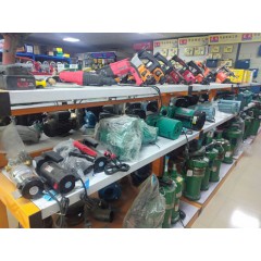 店內(nèi)展示