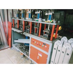 店內(nèi)展示