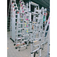 店內(nèi)展示