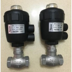 雅高  DN15 PN25角座閥