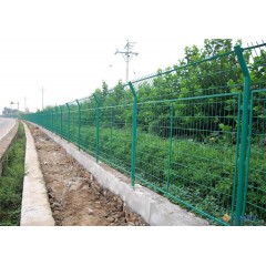 道路框架護(hù)欄網(wǎng)