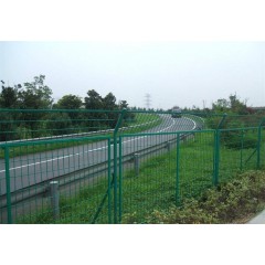 公路框架護(hù)欄網(wǎng)