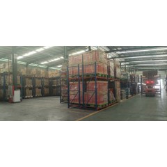 店內(nèi)展示 (4)