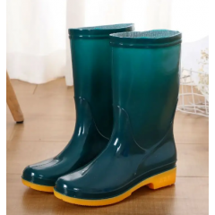勞保雨鞋